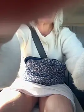 -Milfshake- online show from 04-08-26, 11:10