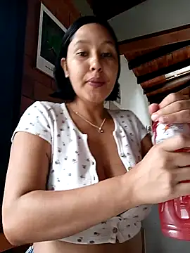 SamaraJay1 online show from 09-28-25, 03:39