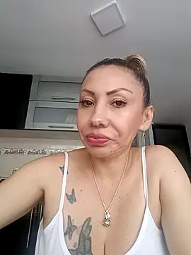 Snapshot of coral_smitth chatting on 01-31-25, 09:16 coral smitth online show from 01-31-25, 09:16