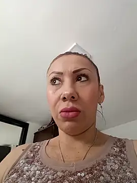 Snapshot of coral_smitth chatting on 02-14-25, 05:57 coral smitth online show from 02-14-25, 05:57