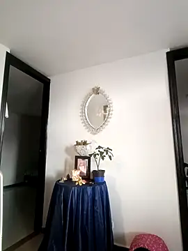 Snapshot of coral_smitth chatting on 09-17-25, 05:58 coral smitth online show from 09-17-25, 05:58