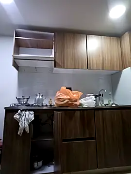 Snapshot of coral_smitth chatting on 12-15-25, 06:56 coral smitth online show from 12-15-25, 06:56