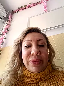 Snapshot of coral_smitth chatting on 02-27-26, 06:08 coral smitth online show from 02-27-26, 06:08