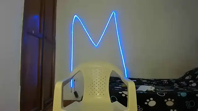 Snapshot of MasterSEX420 chatting on 01-05-26, 05:27 MasterSEX420 online show from 01-05-26, 05:27