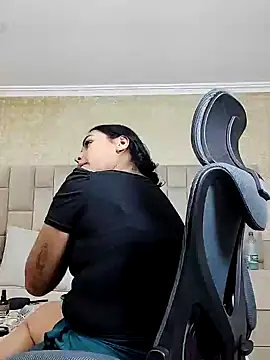 EmmaTorres  online show from 12-13-24, 08:26