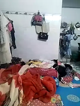 Snapshot of HimiJim chatting on 01-14-25, 06:13 HimiJim online show from 01-14-25, 06:13