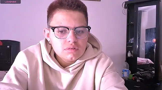 tatsumi nao online show from 12-21-24, 11:24