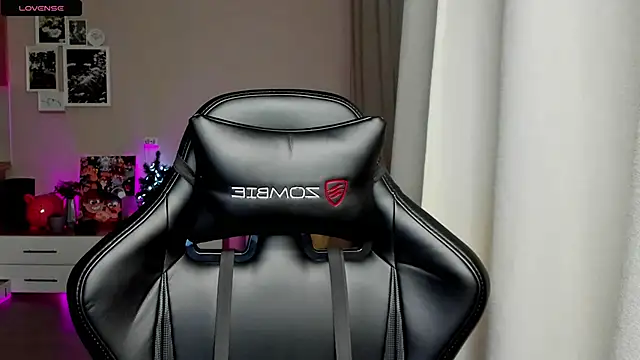 Snapshot of Sm0ly chatting on 02-07-25, 01:15 Sm0ly online show from 02-07-25, 01:15