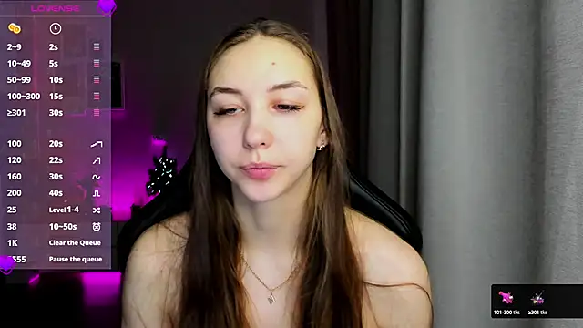 Snapshot of Sm0ly chatting on 02-20-25, 01:57 Sm0ly online show from 02-20-25, 01:57