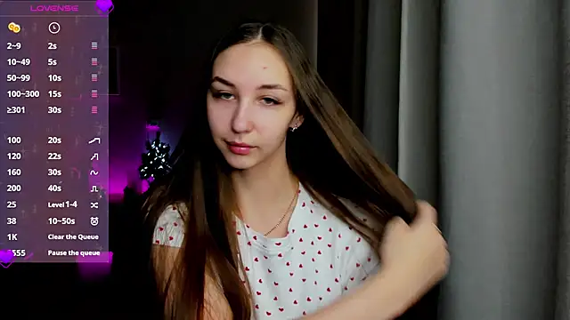 Snapshot of Sm0ly chatting on 02-24-25, 02:19 Sm0ly online show from 02-24-25, 02:19