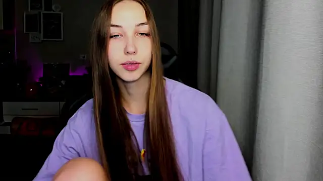 Snapshot of Sm0ly chatting on 09-29-25, 02:16 Sm0ly online show from 09-29-25, 02:16