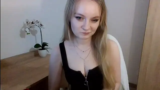 AlmaHoney online show from 02-04-25, 12:08