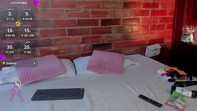 crystalvazquez online show from 02-28-25, 04:42