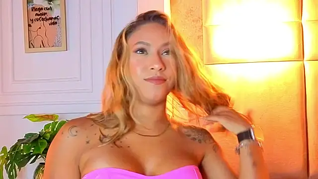 Snapshot of AlessiaLondon chatting on 05-01-26, 10:20 AlessiaLondon online show from 05-01-26, 10:20