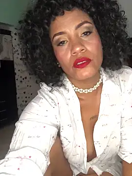 AdelaHaneix online show from 12-22-24, 04:48