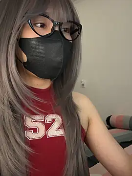Snapshot of Lilisa_miu chatting on 06-16-26, 04:31 Lilisa miu online show from 06-16-26, 04:31