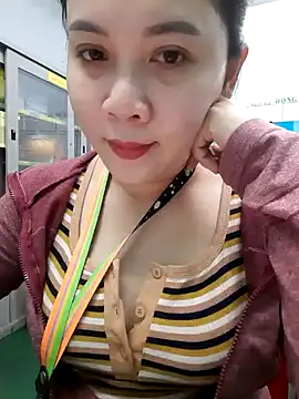 Benlla2802 online show from 12-16-24, 03:43