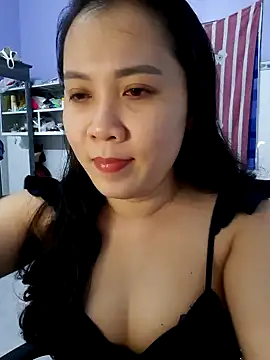 Benlla2802 online show from 12-19-24, 03:52