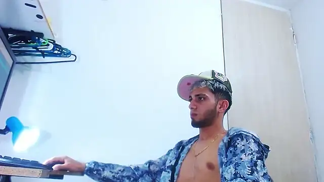 Gregory hard online show from 11-28-25, 04:09