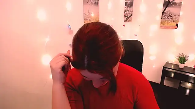 Sun Alexia online show from 10-26-25, 02:34