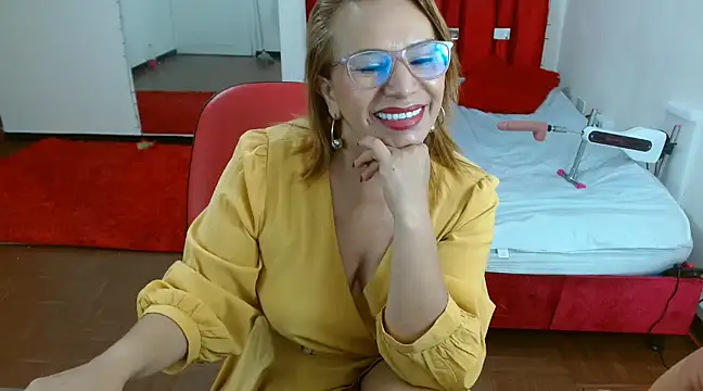 Snapshot of krystal_thomson chatting on 01-28-25, 04:19 krystal thomson online show from 01-28-25, 04:19