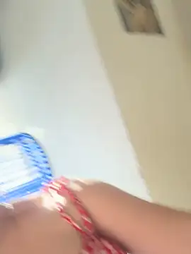 Mia foxx  online show from 11-14-25, 09:02