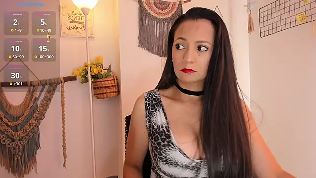 Snapshot of anaruiz_ chatting on 12-02-25, 07:53 anaruiz online show from 12-02-25, 07:53