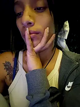 Snapshot of lily_sk chatting on 01-08-25, 02:46 lily sk online show from 01-08-25, 02:46