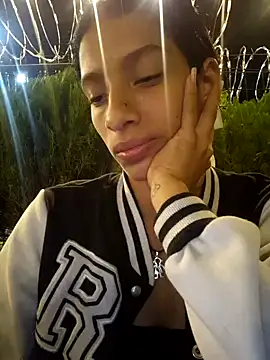 Snapshot of lily_sk chatting on 01-16-25, 02:19 lily sk online show from 01-16-25, 02:19