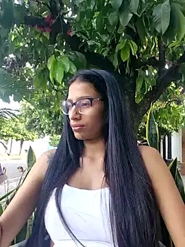 Snapshot of lily_sk chatting on 02-09-25, 09:06 lily sk online show from 02-09-25, 09:06