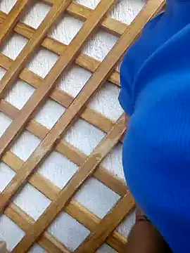 Snapshot of lily_sk chatting on 02-11-25, 08:31 lily sk online show from 02-11-25, 08:31