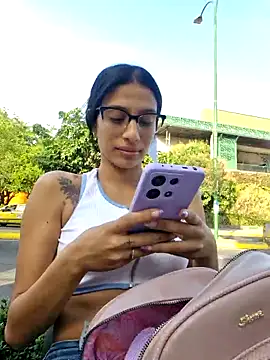 Snapshot of lily_sk chatting on 02-18-25, 09:31 lily sk online show from 02-18-25, 09:31