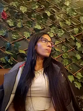 Snapshot of lily_sk chatting on 03-07-25, 12:04 lily sk online show from 03-07-25, 12:04