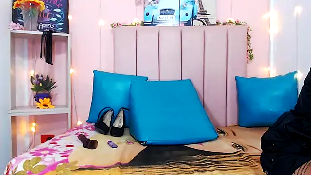 Snapshot of camilawilliams707rs chatting on 01-06-25, 07:42 camilawilliams707rs online show from 01-06-25, 07:42