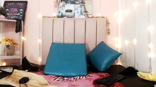 Snapshot of camilawilliams707rs chatting on 01-22-25, 04:02 camilawilliams707rs online show from 01-22-25, 04:02