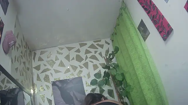 Snapshot of Kazsandraa chatting on 01-17-25, 03:55 Kazsandraa online show from 01-17-25, 03:55