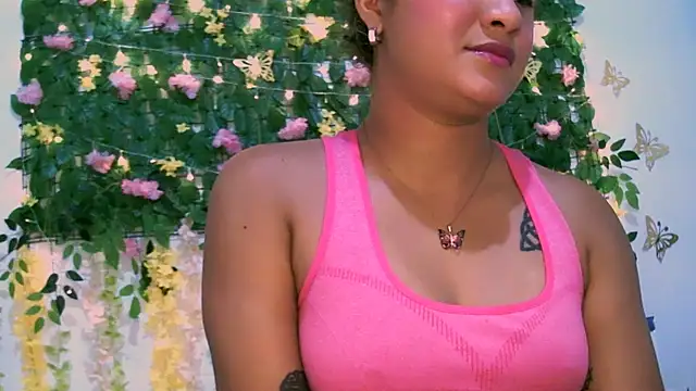 Snapshot of Crysrus chatting on 01-30-25, 01:11 Crysrus online show from 01-30-25, 01:11