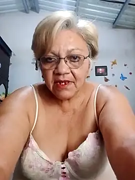 Madrastrahot69 online show from 10-09-25, 09:35