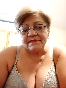 Snapshot of Madrastrahot69 chatting on 02-19-26, 06:59 Madrastrahot69 online show from 02-19-26, 06:59