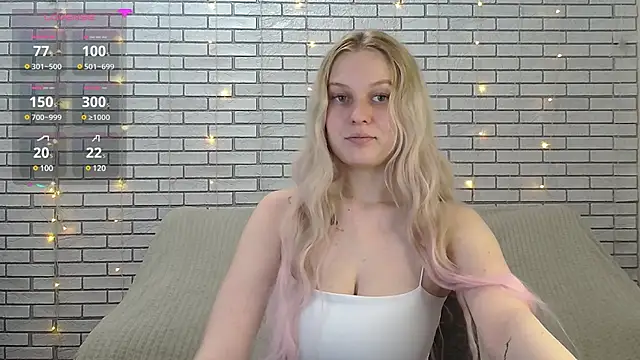 EmiliaDuchess online show from 12-12-24, 01:39