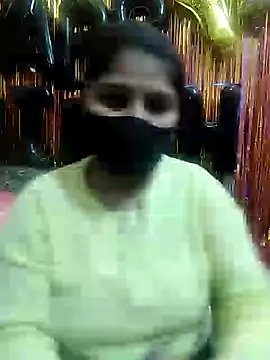 Snapshot of Hotty-simran chatting on 02-12-25, 04:44 Hotty-simran online show from 02-12-25, 04:44