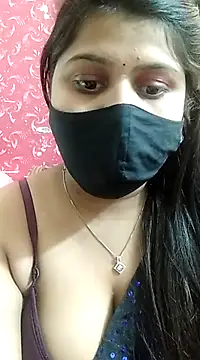 Snapshot of Hotty-simran chatting on 02-15-25, 07:38 Hotty-simran online show from 02-15-25, 07:38