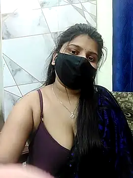 Snapshot of Hotty-simran chatting on 02-24-25, 10:48 Hotty-simran online show from 02-24-25, 10:48
