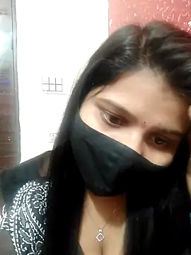 Snapshot of Hotty-simran chatting on 03-03-25, 04:47 Hotty-simran online show from 03-03-25, 04:47