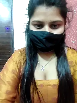 Snapshot of Hotty-simran chatting on 03-16-25, 05:14 Hotty-simran online show from 03-16-25, 05:14