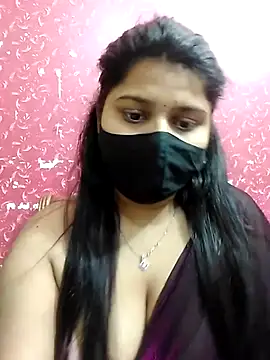 Snapshot of Hotty-simran chatting on 03-17-25, 04:51 Hotty-simran online show from 03-17-25, 04:51