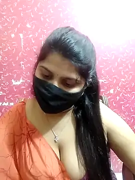 Snapshot of Hotty-simran chatting on 03-21-25, 04:28 Hotty-simran online show from 03-21-25, 04:28
