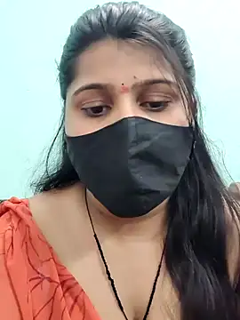 Snapshot of Hotty-simran chatting on 10-02-25, 04:41 Hotty-simran online show from 10-02-25, 04:41