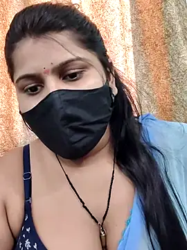 Snapshot of Hotty-simran chatting on 10-04-25, 04:32 Hotty-simran online show from 10-04-25, 04:32