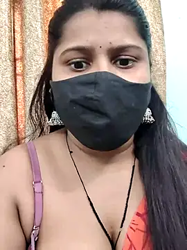 Snapshot of Hotty-simran chatting on 10-16-25, 04:46 Hotty-simran online show from 10-16-25, 04:46